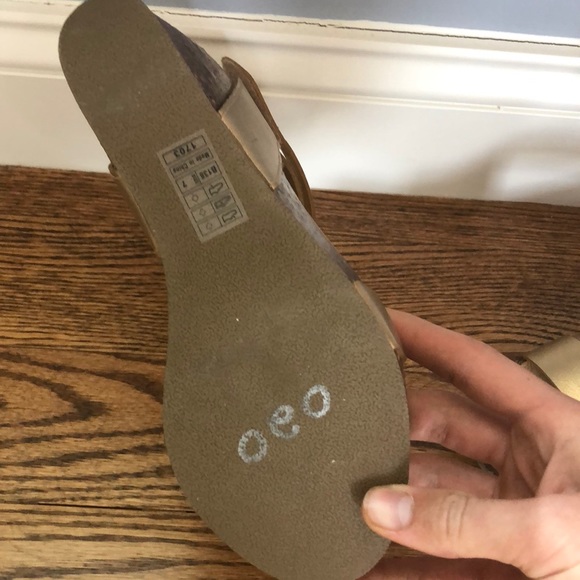 Never worn - Picture 2 of 2